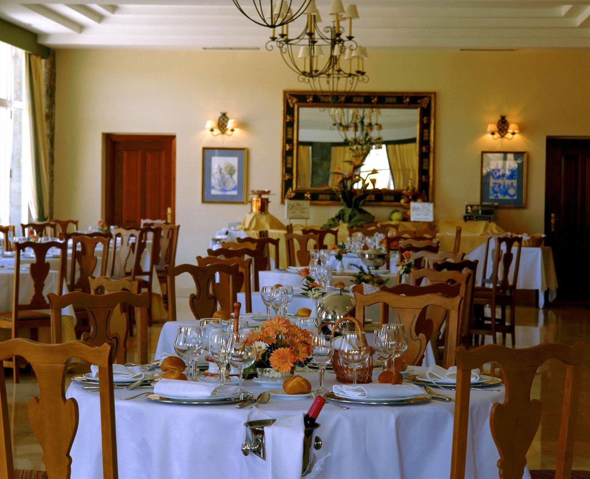 Parador De Las Canadas Del Teide La Orotava Eksteriør billede